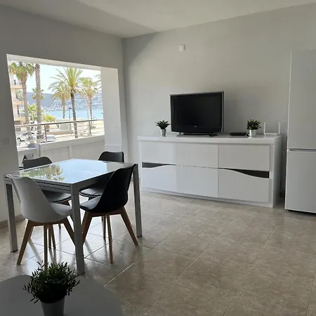 Hermoso De 3 En Con Piscina Y Jardin, Acceso A La Playa - Es-204-59 Apartment Roses